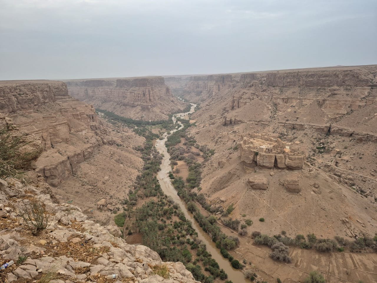 شقة في الإنشاءات